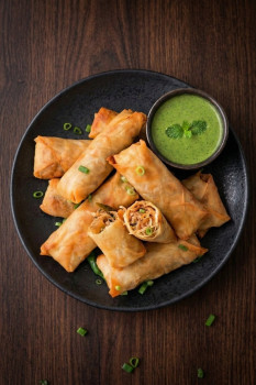 Veg Spring rolls 